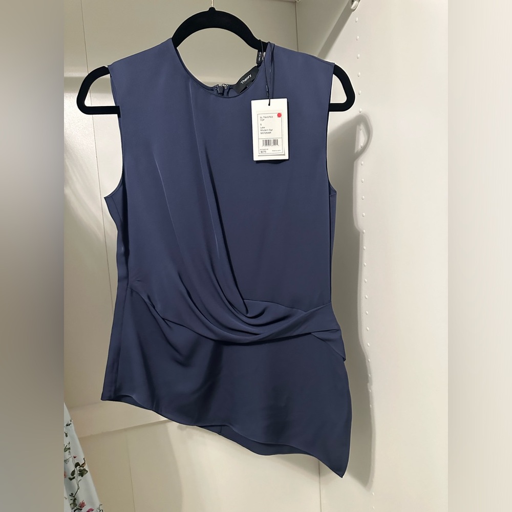 NWT Theory Twisted Sleeveless Top in Silk Georgette Size S Navy Blue
